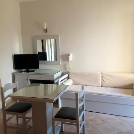 Aparthotel I 2*